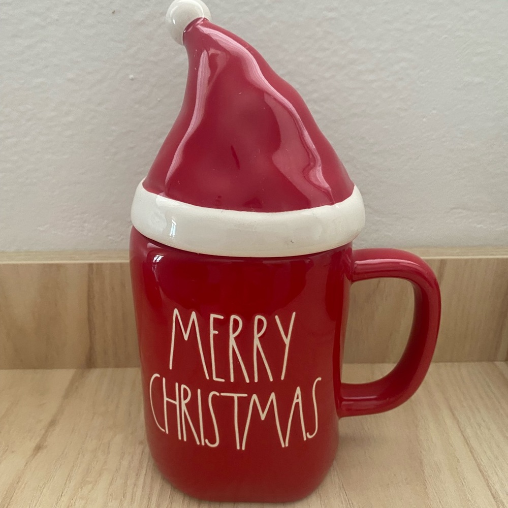 Rae Dunn Christmas 🎅🏼 mug